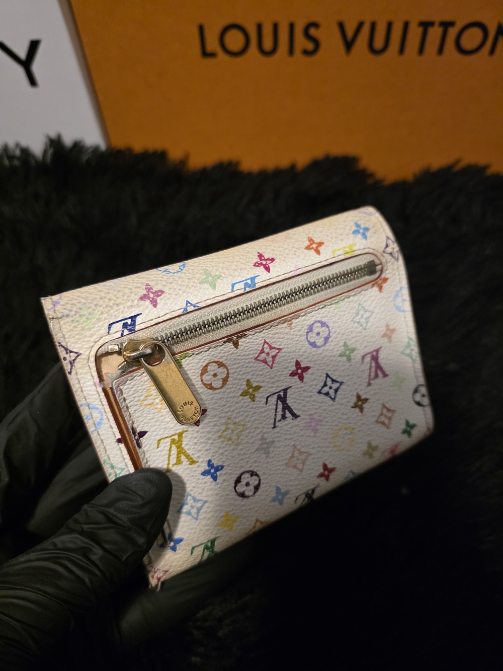 Authentic Louis Vuitton White Multicolor Monogram Wallet - Picture 3 of 16
